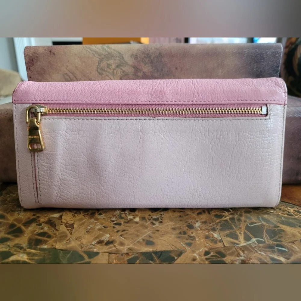 Miu Miu pink long wallet - Picture 2 of 9